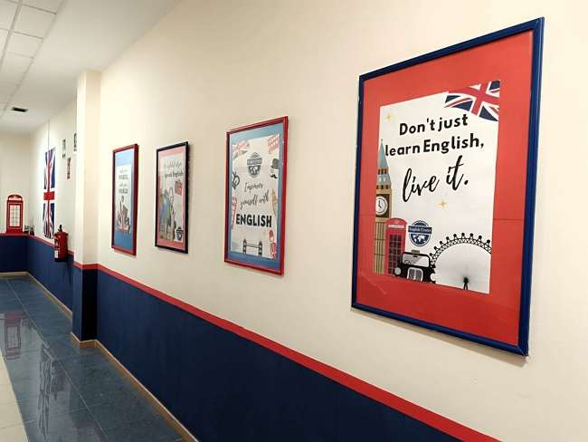 English Centre, College of Languages Almería