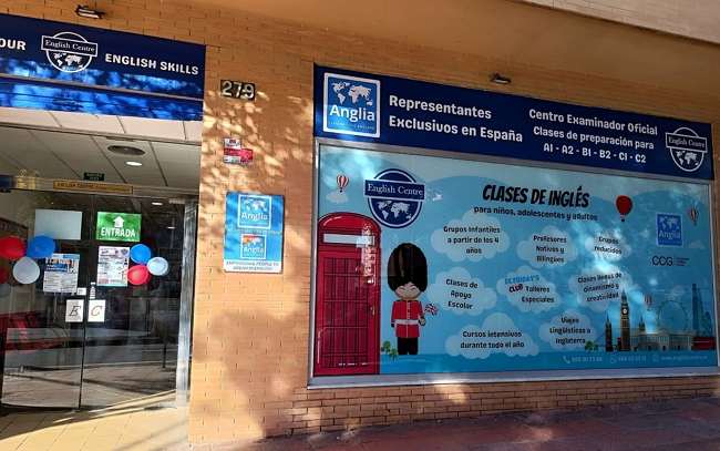 English Centre, College of Languages