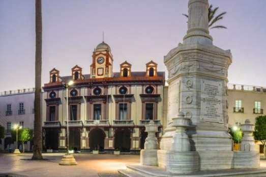 Qué hace especial a la Plaza Vieja de Almería