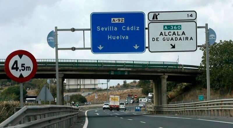 Andalucía registra dos muertes por accidentes de tráfico en carreteras interurbanas durante el fin de semana.