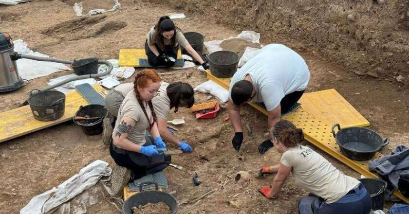 Avances en las exhumaciones de fosas en Córdoba celebrados por la FAMD.