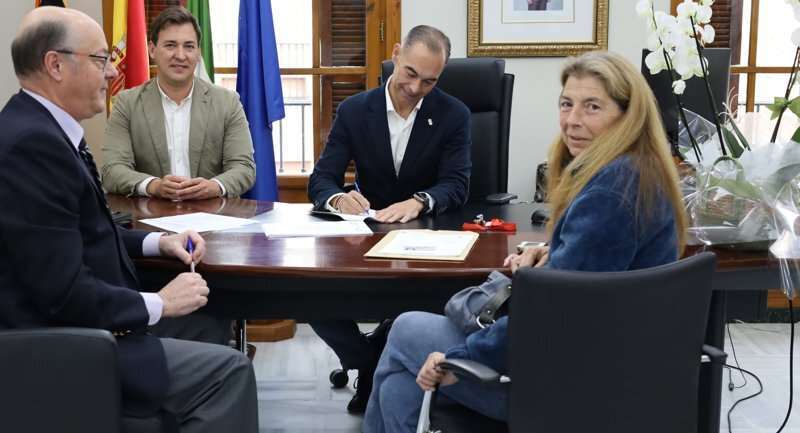 Benalmádena compra un terreno para expandir los espacios y funciones de la nueva Casa de la Cultura del municipio.