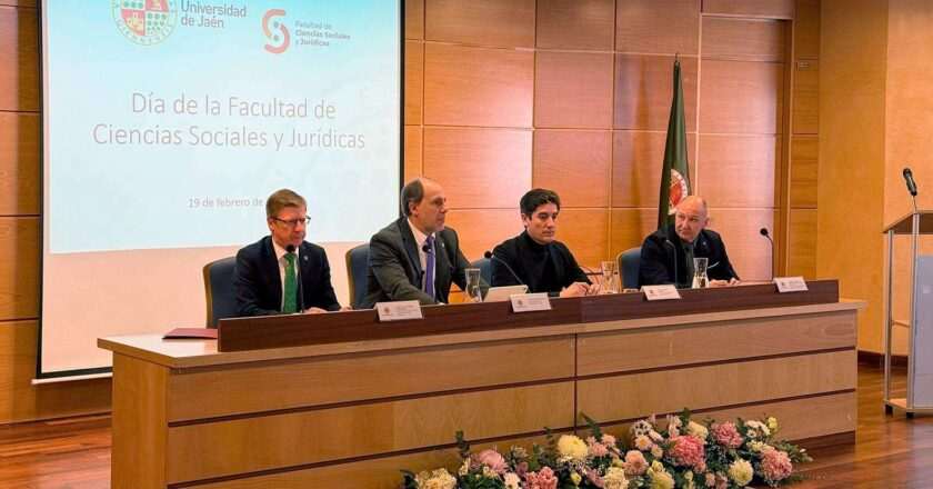 Ceremonia de reconocimiento al impulso de la UJA