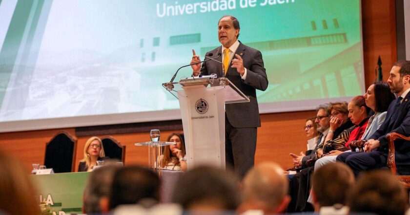 Día de la Universidad de Jaén: El rector hace un llamado a construir comunidad