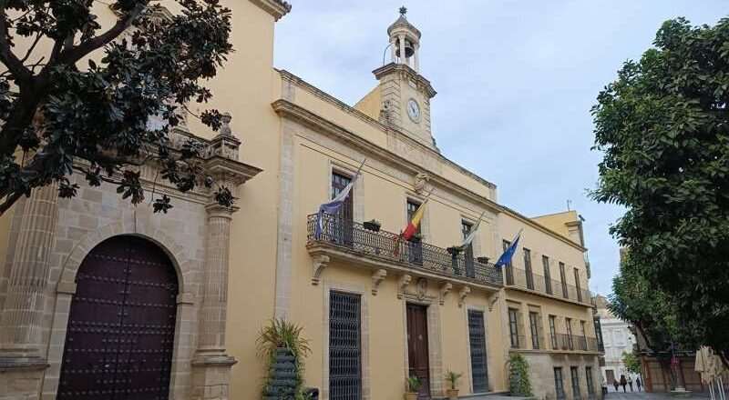 El Ayuntamiento reconoce al pueblo gitano de Jerez con el Premio Día de Andalucía 2025