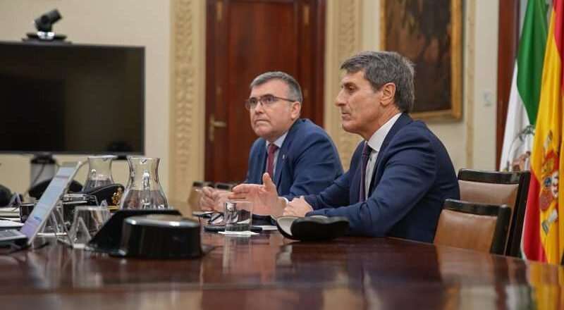 El delegado del Gobierno en Andalucía resalta la experiencia de Granada en la organización de grandes eventos.