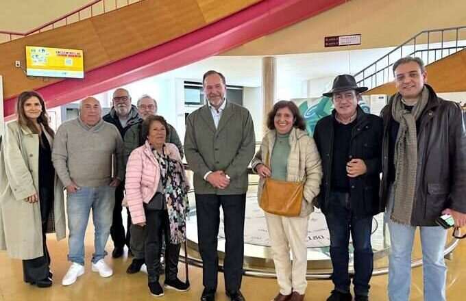 El presidente del Consejo Social de la UHU ofrece la charla ‘Porque soy como soy’ en el Aula de la Experiencia.