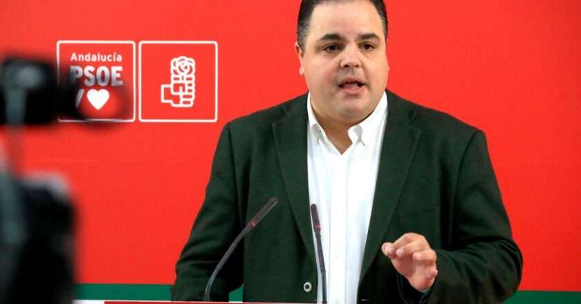 El PSOE sostiene que el PP aún sufre por el regreso de un alcalde socialista en Jaén