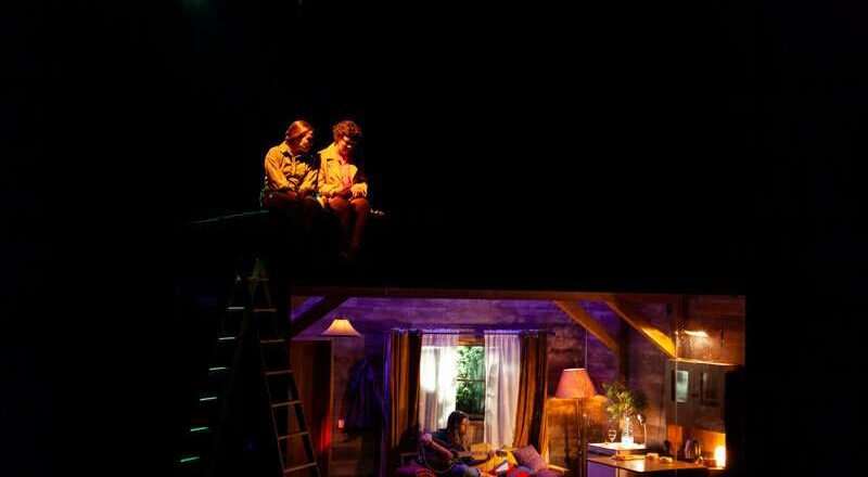 El Teatro Alhambra ofrece este viernes y sábado la obra Las niñas zombi.