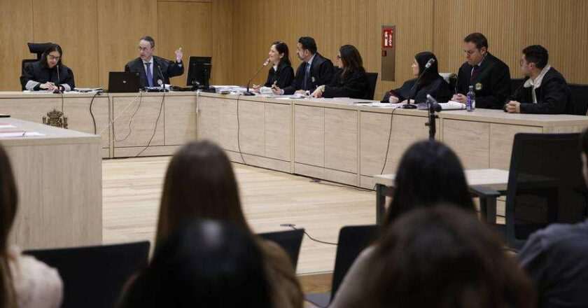 Entorno de la joven atropellada por el tren afirma que no tenía intenciones suicidas.