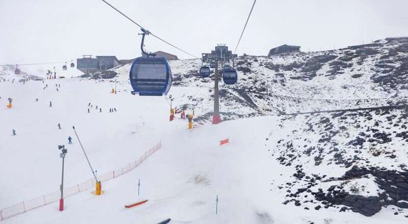 Investigación en Sierra Nevada concluye que la altitud no representa un riesgo para la salud de los trabajadores por sí sola.