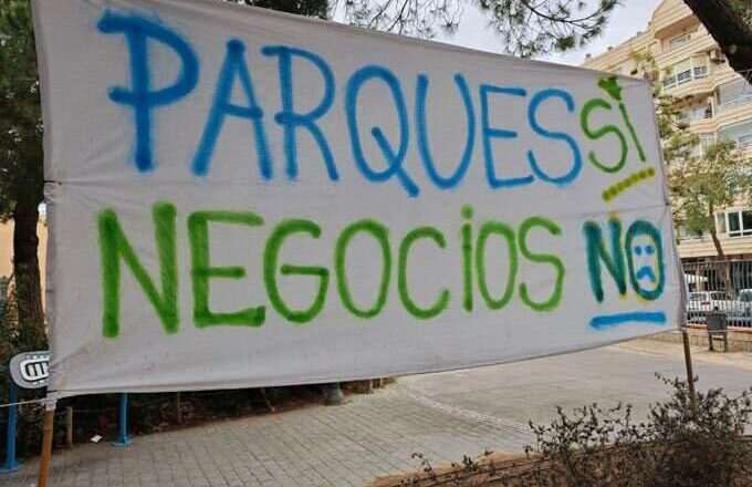 IU y PSOE celebran el triunfo del Movimiento Vecinal por el Parque del Oeste frente a la privatización