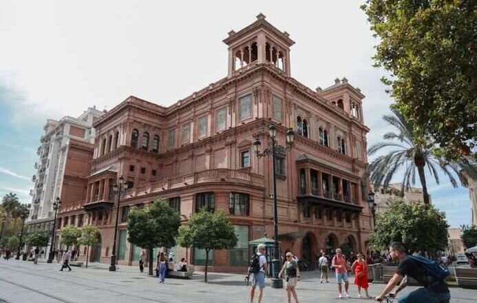 La Junta completa la adquisición del edificio al comprar un local del antiguo Coliseo