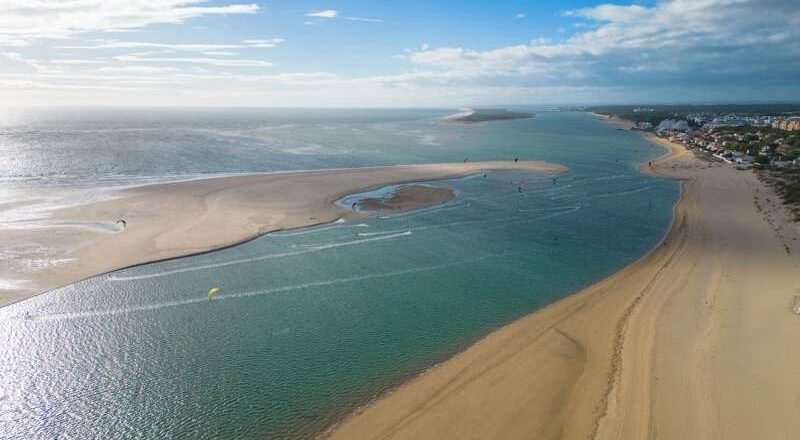 La Junta solicita un documento más detallado sobre la propuesta de aporte de arena en El Portil