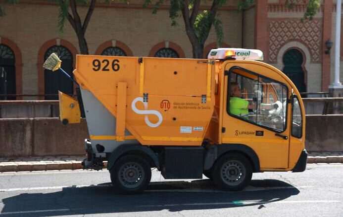 Lipasam logra un acuerdo preliminar para cancelar la huelga programada para este viernes