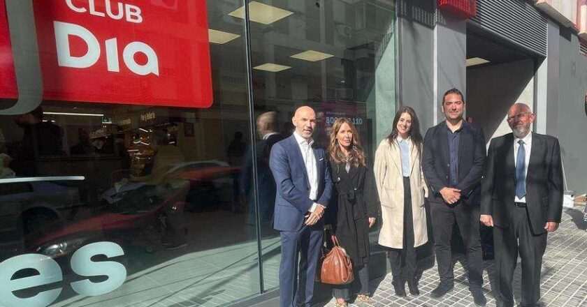 Nueva apertura de una tienda Día en el barrio de Huerta de la Reina, Córdoba