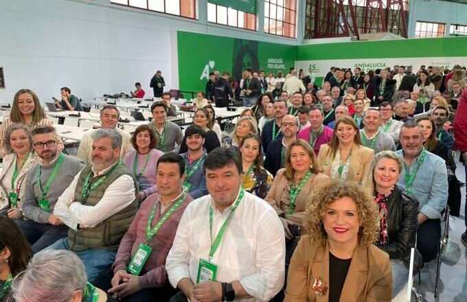 Participación de 36 delegados del PSOE de Huelva en el Congreso Regional de Armilla, Granada