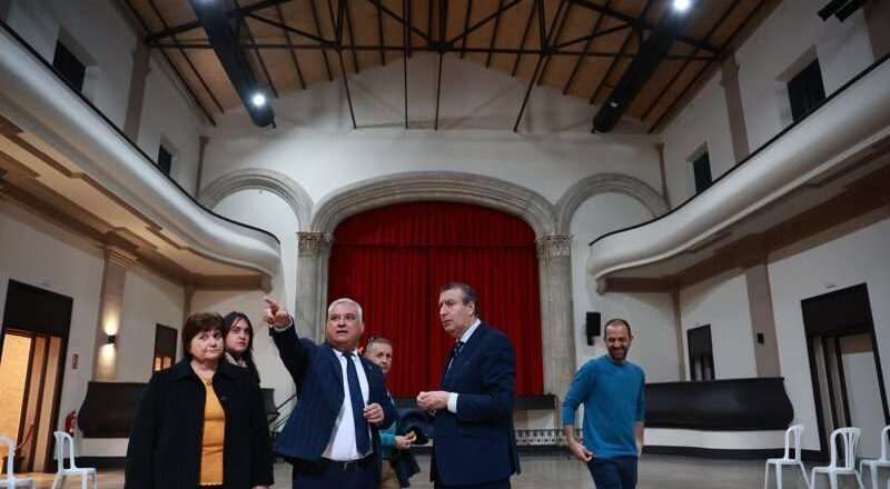 Progreso en la rehabilitación del histórico Teatro Cine en Villanueva del Río y Minas