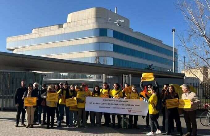 PSOE critica la decisión de la Diputación de eliminar ayudas y reducir el presupuesto para ONG en 2025.