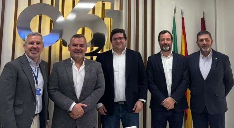 Visita del director general de Sistemas de Información del SAS al 061 de Sevilla