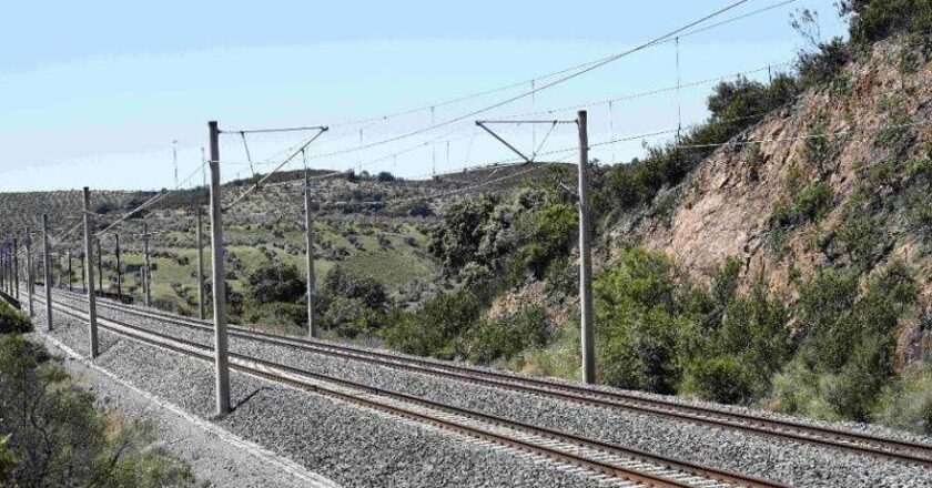 Adif destinará 39 millones para el mantenimiento de la electrificación del Corredor Sur de alta velocidad ferroviaria en Córdoba