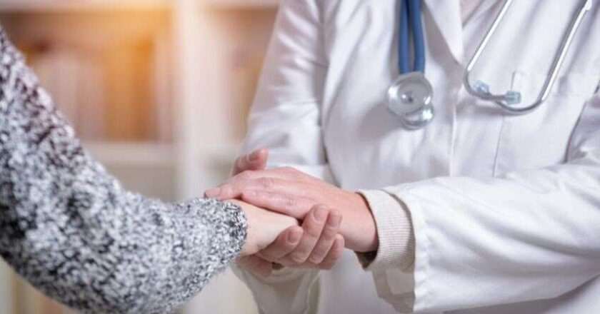 Colegio de Médicos solicita acciones por la escasez de facultativos y critica la desigualdad con otras provincias