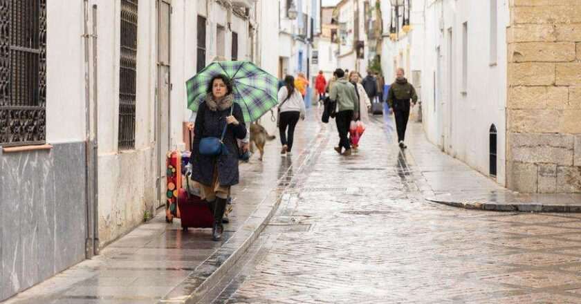 Condiciones climáticas en Córdoba: regreso del paraguas con la llegada de la borrasca Laurence tras Jana y Konrad