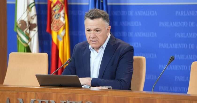 Delgado (Podemos) considera que Marlaska y Moreno están desconectados de la realidad y que se necesita un plan integral para abordar el narcotráfico