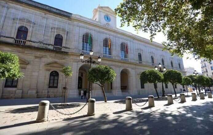 El Ayuntamiento destina cerca de 500.000 euros a la rehabilitación del mercadillo de Pino Montano