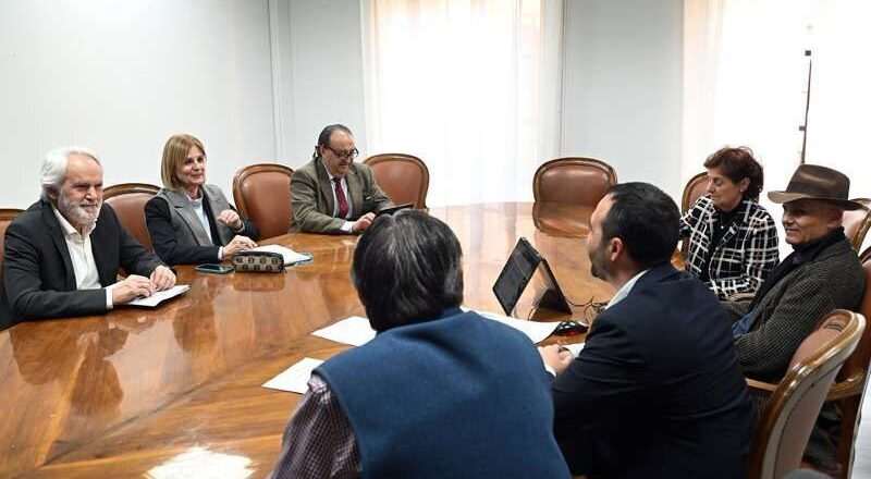 El Ayuntamiento expresa su agradecimiento por el impulso a la poesía de la Asociación Cultural ‘Pie de Página’
