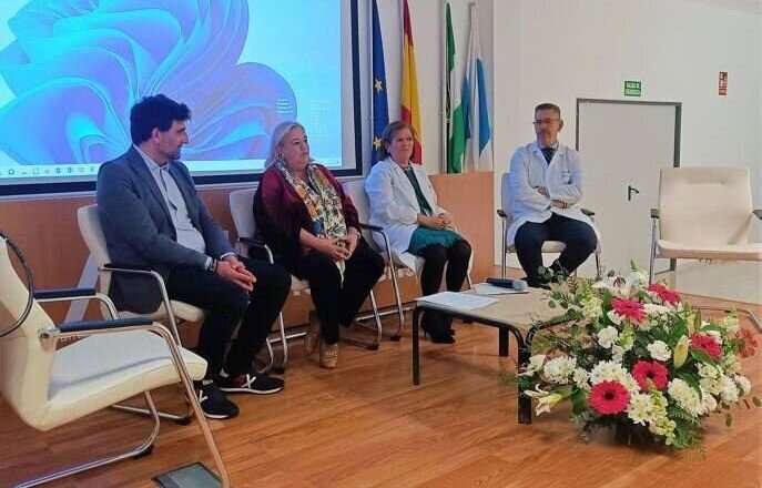 El Hospital Infanta Elena presenta ‘La vida en una gota’, una iniciativa que promueve el cribado neonatal
