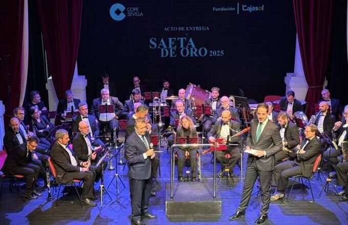 Javier Fernández resalta el gran atractivo cultural de la Semana Santa en los municipios de Sevilla