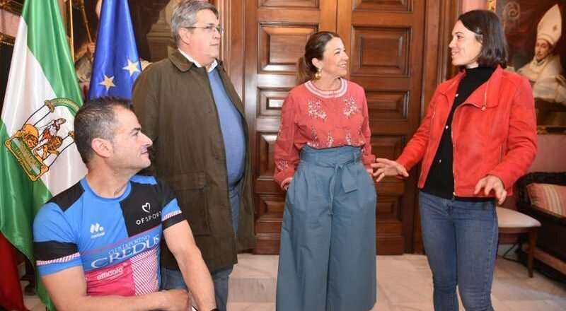 Presentación del XII Duatlón de Sevilla en el Ayuntamiento