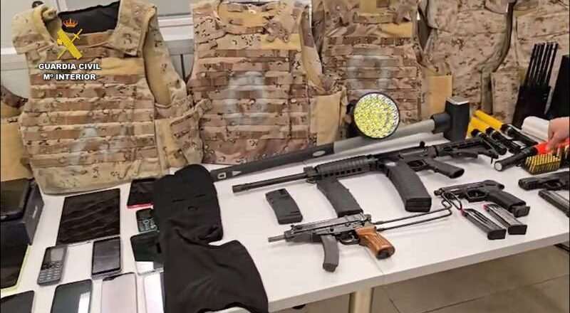Seis arrestados en Almería y Huelva por suplantar a policías en operaciones de tráfico de drogas en toda España
