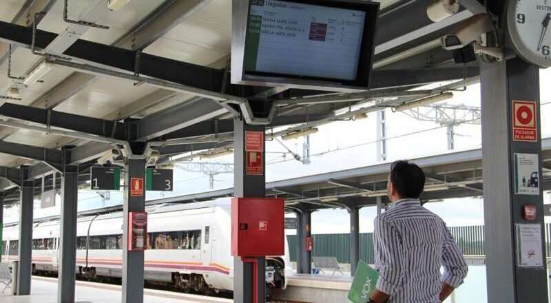 Vox aplaude la licitación del AVE pero expresa escepticismo sobre su ejecución