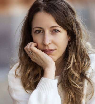 WofestHuelva presenta a la UHU la perspectiva de Pilar Palomero sobre los cuidados en ‘Los destellos’