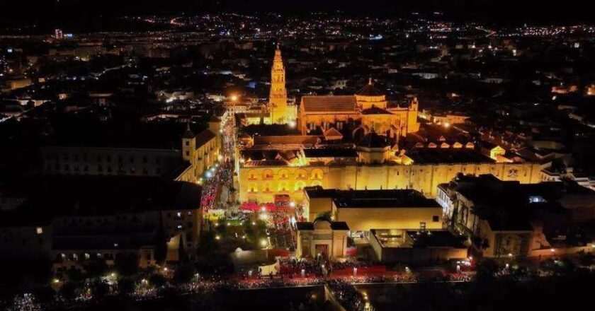 Espectacular Semana Santa en Córdoba desde la perspectiva de un dron