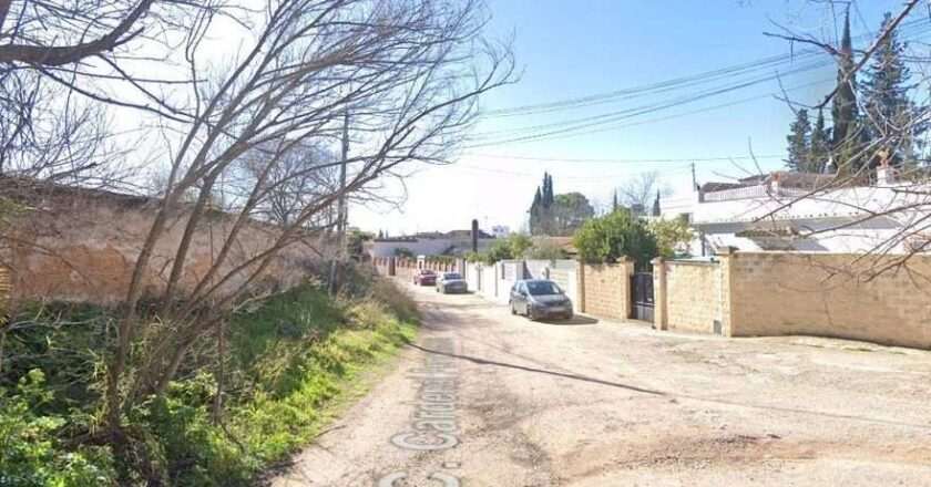 Cuatro viviendas afectadas y seis desalojadas por un incendio en la zona del Brillante en Córdoba