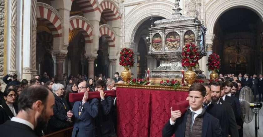 La procesión de los Santos Mártires da inicio al Año Jubilar