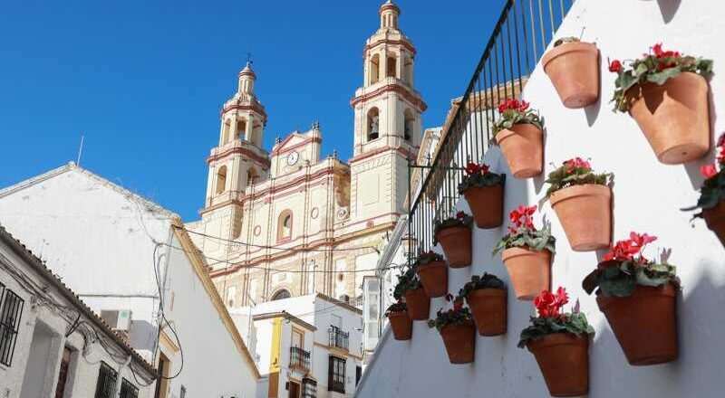 Aprobación de las bases para unificar las oficinas de turismo de la marca Pueblos Blancos de la Sierra