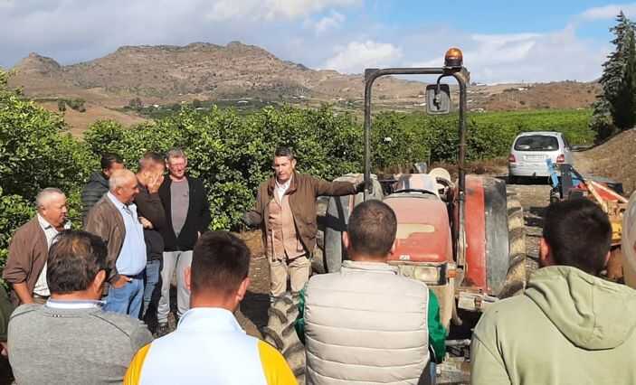 Curso de especialización para tractoristas en cultivo de cítricos finalizado por Asaja y la Diputación