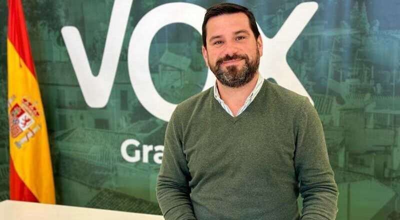Vox solicita la renuncia del alcalde de Pinos Puente por las presuntas agresiones de una concejala a una vecina