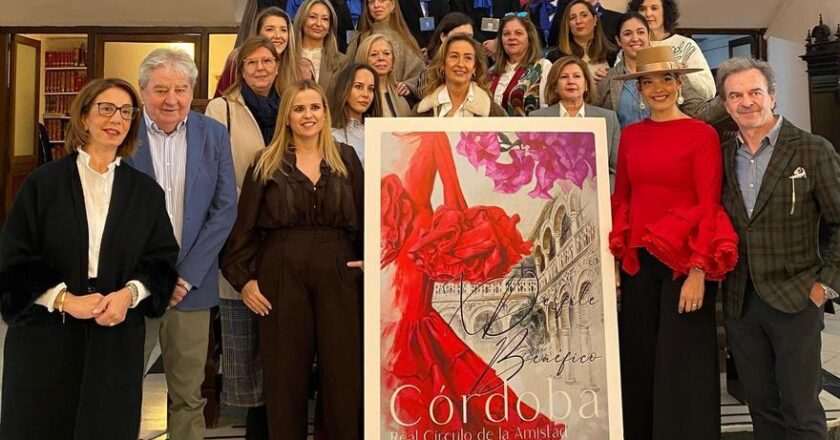 Cartel del Desfile Benéfico de Trajes de Flamenca en el Real Círculo de la Amistad