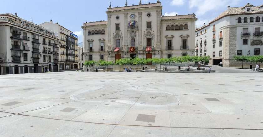 Se declaran tres días de luto y un minuto de silencio en honor a las dos jóvenes fallecidas