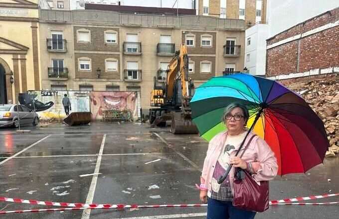 Andalucía critica la destrucción de murales en el antiguo mercado por incumplir el acuerdo plenario