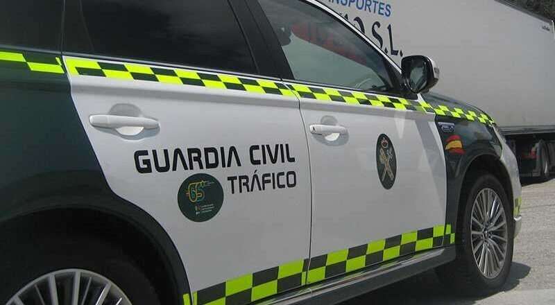 Cinco personas heridas en un choque entre dos vehículos en la A-92 a la altura de Loja