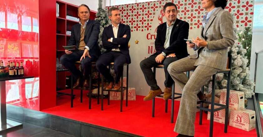 Cruzcampo da inicio a la temporada navideña con su edición especial