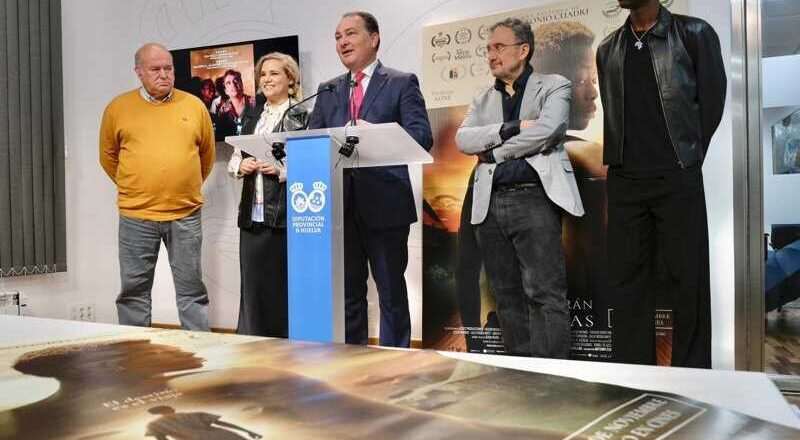Cuadri presenta ‘Te protegerán mis alas’, una historia sobre un misionero almonteño que asistió a miles de niños en Togo