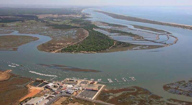 La Junta otorga 750.000 euros para las obras de mejora de la navegabilidad en el puerto de El Terrón