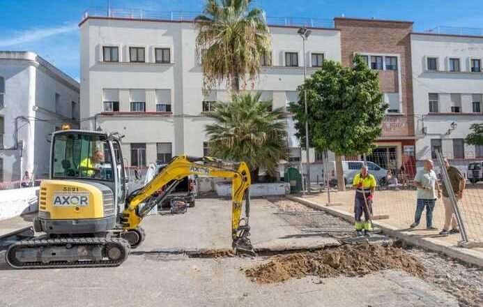 Mejoras en la plaza Manolo Santander por parte del Ayuntamiento de Cádiz